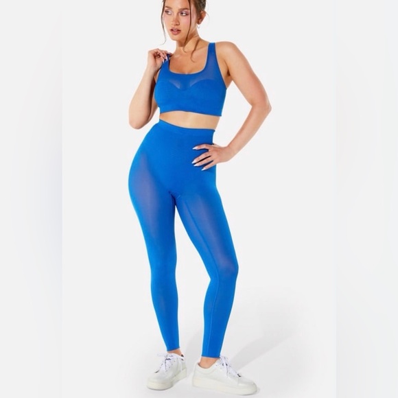 Fabletics Other - Fabletics yitty bright ass blue  Activewear Set